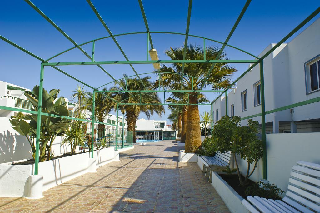 Los Gracioseros Puerto del Carmen  Exteriör bild